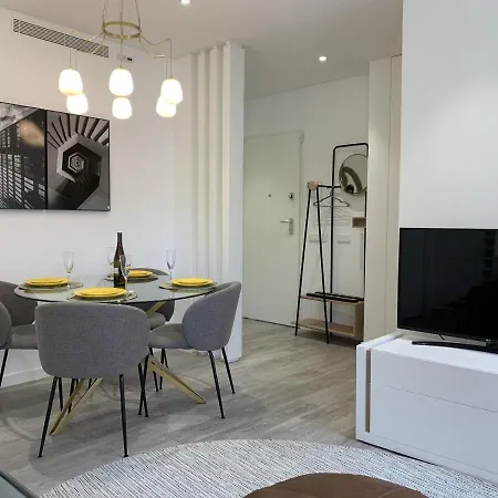 Downtown Premium 1 *