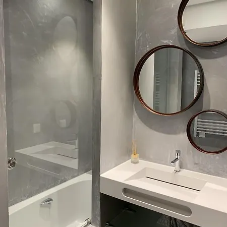 Downtown Premium 1 *