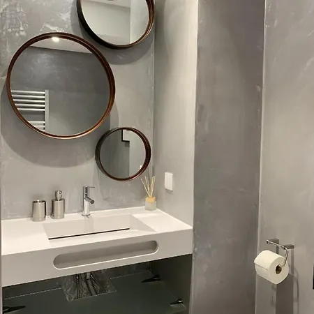 Downtown Premium 1 *